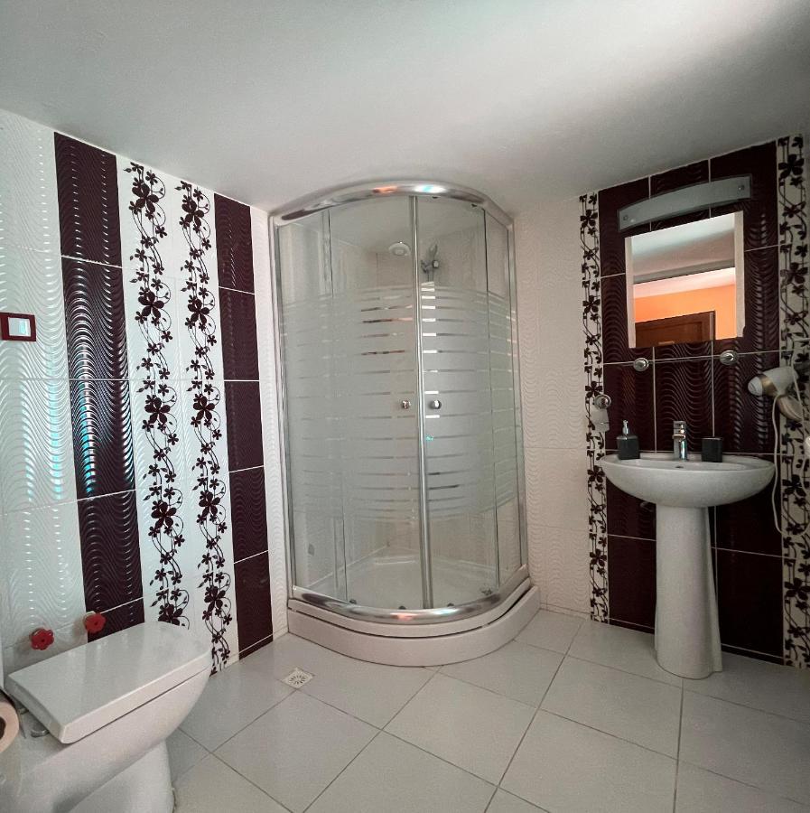 Tayfun Hotel Mordogan Exteriör bild