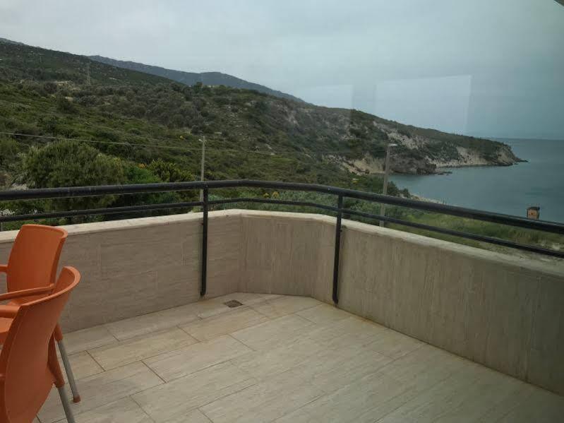Tayfun Hotel Mordogan Exteriör bild