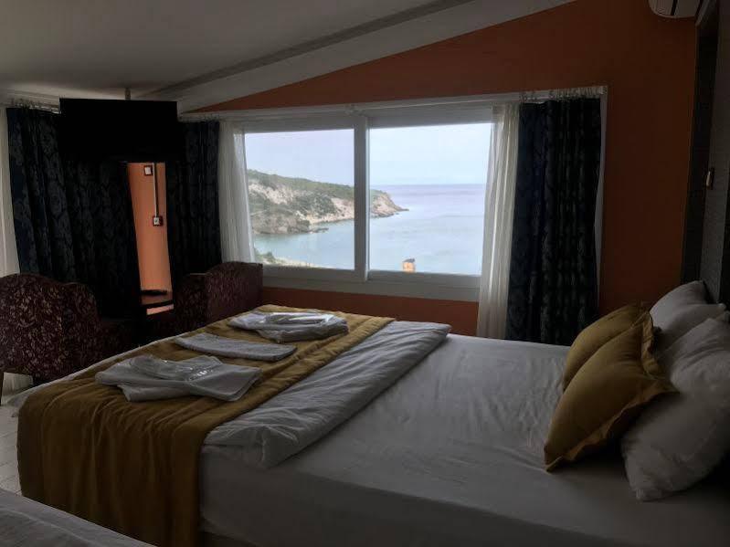 Tayfun Hotel Mordogan Exteriör bild